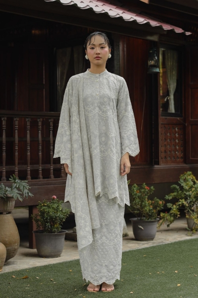 NYAWA KURUNG - ASH GREY